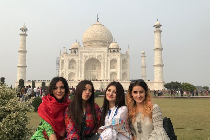 Taj Mahal Tour From Delhi By Private Car - Lunch at a 5-star buffet and the classic Agra extras