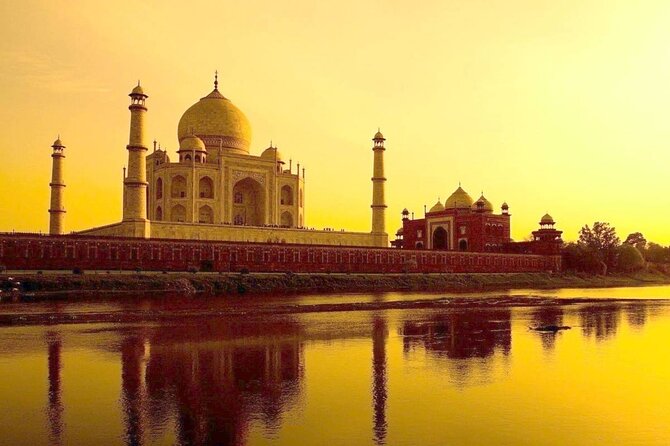 Taj Mahal Tour with Private Guide - Lunch at Pinch Of Spice: built into the schedule so you can reset