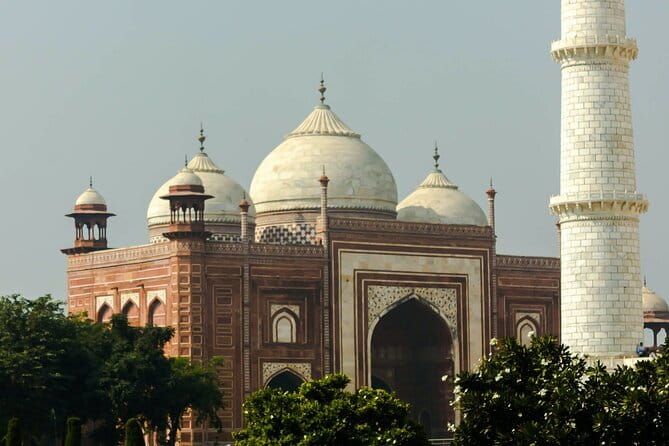 Taj Mahal Unveiled A Personalized Private Tour from Delhi - Agra Fort and the Mughal Power Walk