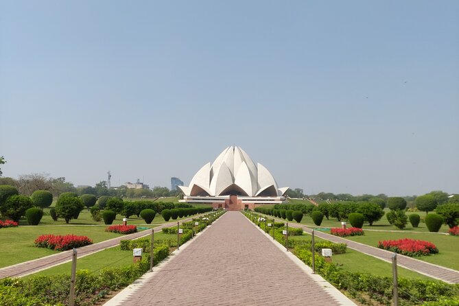 The best Private Old and New Delhi City tour in 8 Hours - A one-day mix of Mughal monuments and modern Delhi