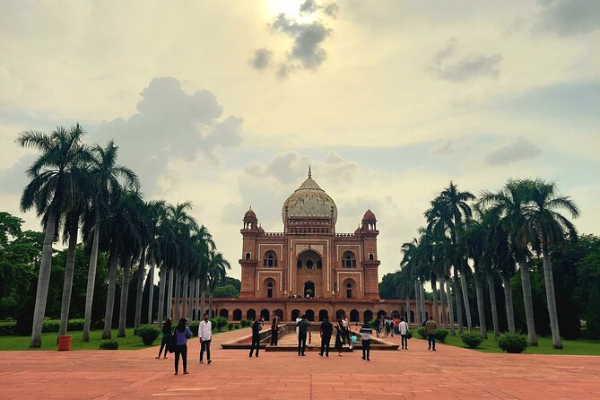 The best Private Old and New Delhi City tour in 8 Hours - 9 AM pickup and private transport that keeps you comfortable