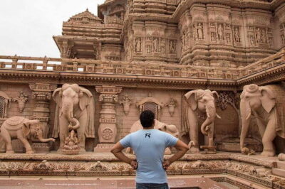 Tour to Akshardham temple with Guide and Delhi Transfer - Swaminarayan Akshardham with skip-the-line entry and a real guide