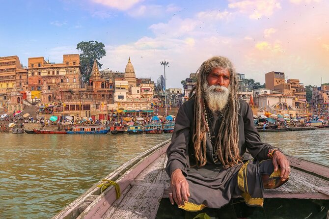 Varanasi Day Tour with Ganges Boat Ride & Evening Aarti - Dasaswamedh Ghat at 5 p.m.: Ganga Aarti with context